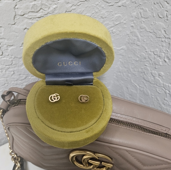 Gucci Double G Stud Earrings - Picture 4 of 7